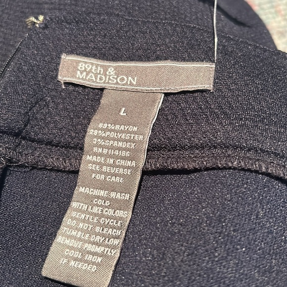 NWT 89th&Madison Navy Skirt size Large - Picture 4 of 9